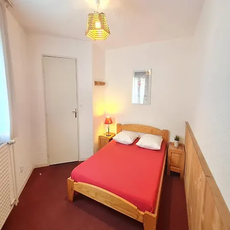 Apt In Les Deux Alpes, Ski Area Access Apartment